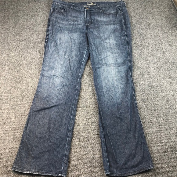NYC Platinum Bootcut Jeans Size 18 Embellished Pockets Dark Wash Denim - Picture 1 of 8
